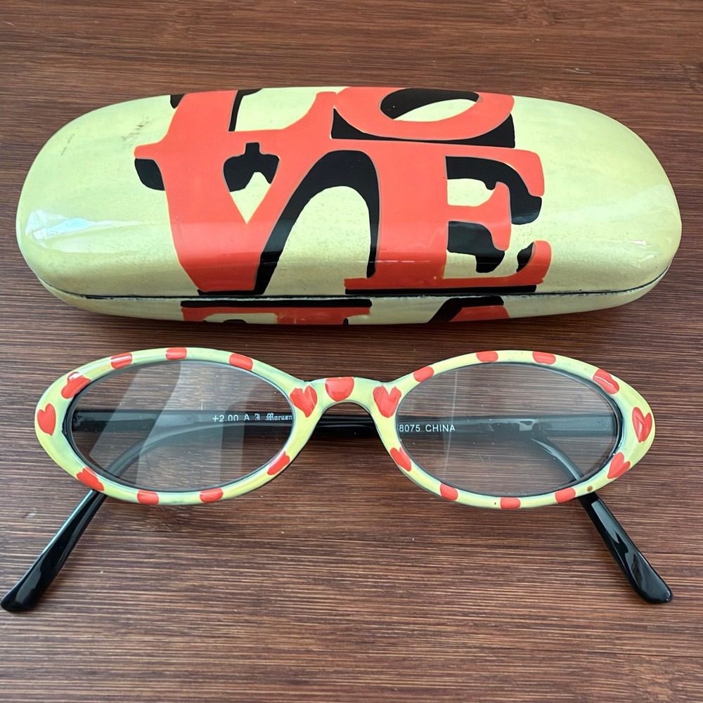 Cateye Retro Y2K LOVE Hearts AJ Morgan +2.00 Reading Glasses with Case